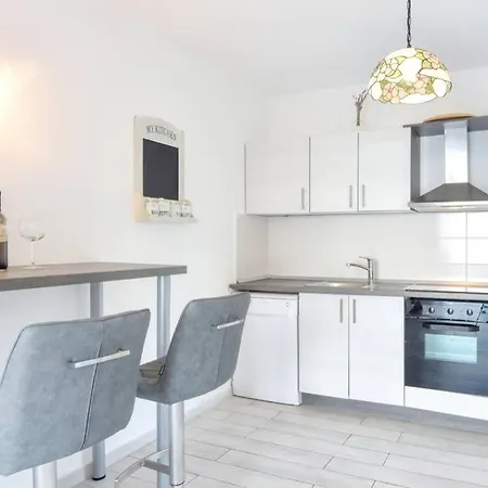 Apartmán 4 Stars With Private Pool, 100m Away From The Beach And Close To The Town Center Hvar Town