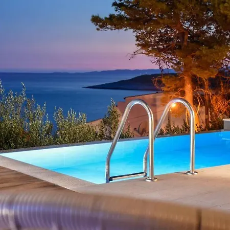 Apartmán 4 Stars With Private Pool, 100m Away From The Beach And Close To The Town Center Hvar Town